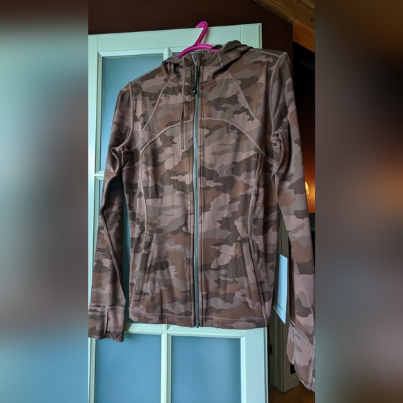 Lululemon Hooded Define Jacket *Sz 10* - Picture 5 of 5